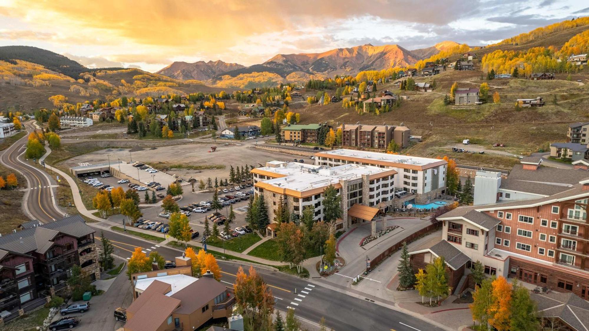 Studio 565 Perfect Location With Pool And Hot Tub Crested Butte Exteriér fotografie